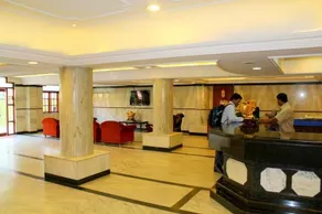 Hotel Yasodha Towers - Image 2