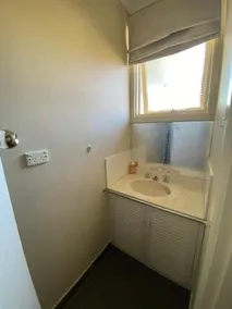 ROSE AVENUE HOME STAY - Image 4