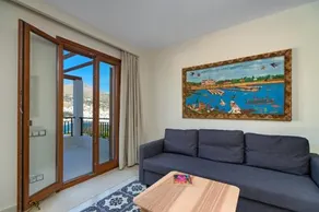 Hermes Suites - Image 2
