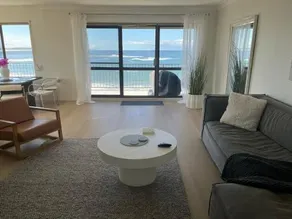 Beachfront Penthouse at The Entrance - Beach Pool right infront - Image 2