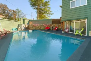 Tranquil Oasis 2 bedroom Suite with Pool View - Image 2