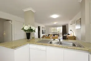 Hillarys Marina Apartment - Image 5