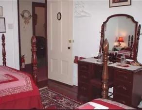 Silver House Bed And Breakfast - Image 2