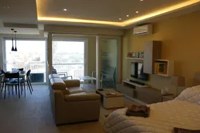 Wileg 4A Luxury Studio Apartment with Shared Swimming Pool. - Image 5