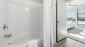 Landing Apartments - Salem - Image 2
