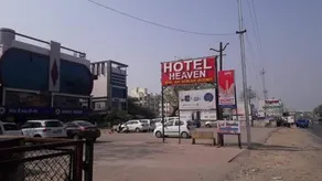 Hotel Heaven Kalol - Image 2