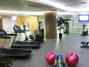 Double Bay Hotel Qingdao - Image 4
