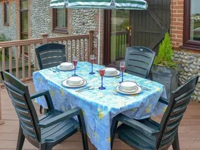 Mellors Holt - Image 4