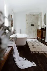 Relax in Luxury Eastnor House - Image 5