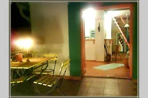 Romantic Holiday Cottage by the Danube - Image 2