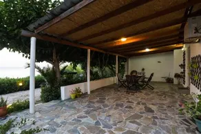 Beach House East - Image 2