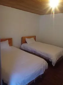 Longmen Hostel - Image 3