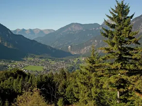 Charming Apartment Near Ski Area in Vandans - Image 2