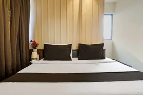 Elegant Stays in Downtown Bangalore - Image 3