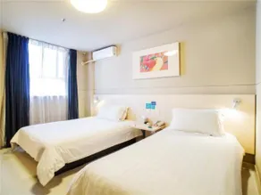 Jinjiang Inn Shenzhen Dewang Guangchang Jiudian - Image 4