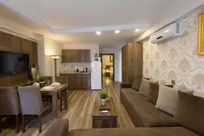 A Palace Hotel & Suites - Image 4