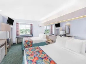 Microtel Inn & Suites by Wyndham Carolina Beach - Image 5