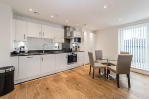 O2 Arena Apartments - Image 5