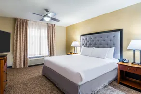 Larkspur Landing Extended Stay Suites St. Louis Riverport- Airport West - Image 4