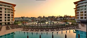 Azura World Hotel - Image 4