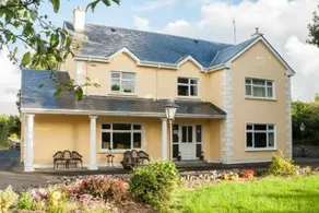 Woodlands Guest Accommodation - Image 2