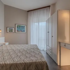Hotel 2000 - Image 5