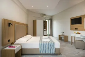 Metropol Sea Hotel - Image 4