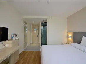 Hanting Hotel Shanghai National Exhibition and Convention Center Jizhai Road - Image 4