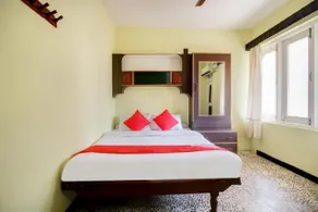Gaffino's Beach Resort - Image 2