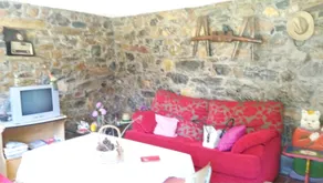 4 bedrooms house with furnished garden at Baralla - Image 2