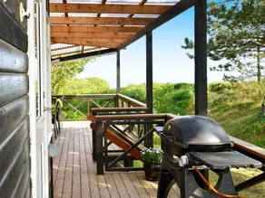 Chic Holiday Home in Hovedstaden Near Sea - Image 3