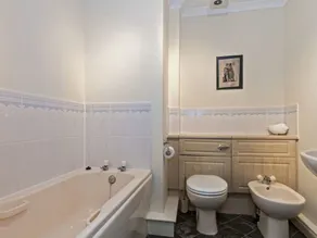 Royal Apartment - Image 2