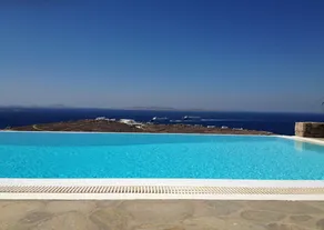 Delicate Mykonian House at Houlakia - Image 2
