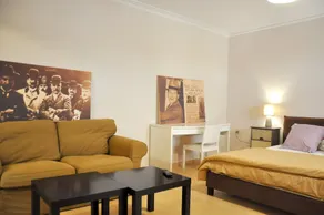 Studio in the center of Glyfada - Image 3