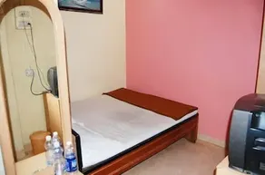 Eden Guest House & Dormitory - Image 3