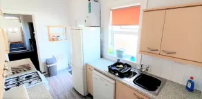 3-bedroom Victorian House With Superfast Wi-fi - Image 3