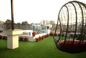 Devi's Suites - Image 5