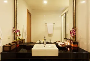BTR Suites Hotel - Image 3