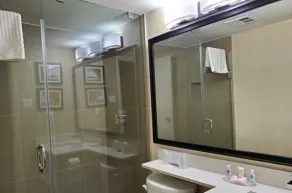 Comfort Inn Toronto North - Image 3
