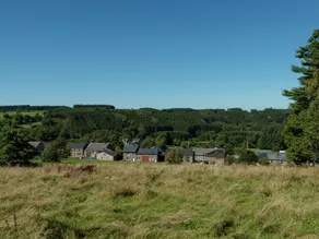 Semi-detached farm situated at the edge of the woods - Image 5