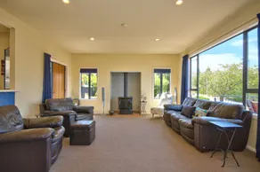 Vacation Home Goldleaf Hill - Image 2
