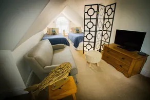 Arbour Garden Bed & Breakfast - Image 2