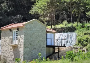Country House By The River - National Park - Image 5