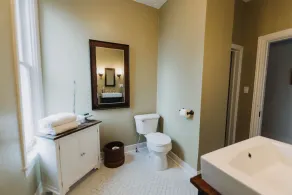 The Iron Kettle Bed and Breakfast - Image 2