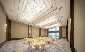 Wuhan Optics Valley Convention Hotel - Image 5