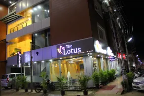 The Lotus Boutique Hotel  by OYO Rooms - Image 3