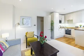 2 bed Fulham broadway apartment - Image 2