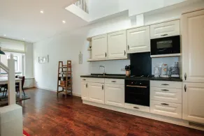 Stayci Serviced Apartments Noordeinde - Image 3