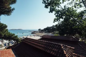 Psili Ammos Seaside Luxury Rooms - Image 2