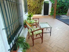 House With 4 Bedrooms in Sanlúcar la Mayor, With Enclosed Garden and Wifi - Image 4